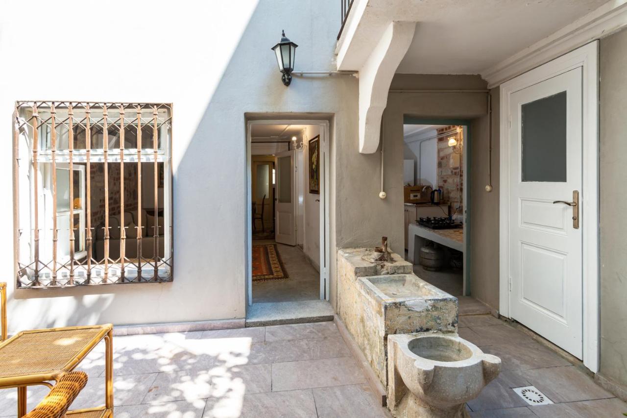 Mansion With Lemon Tree Esmirna Exterior foto