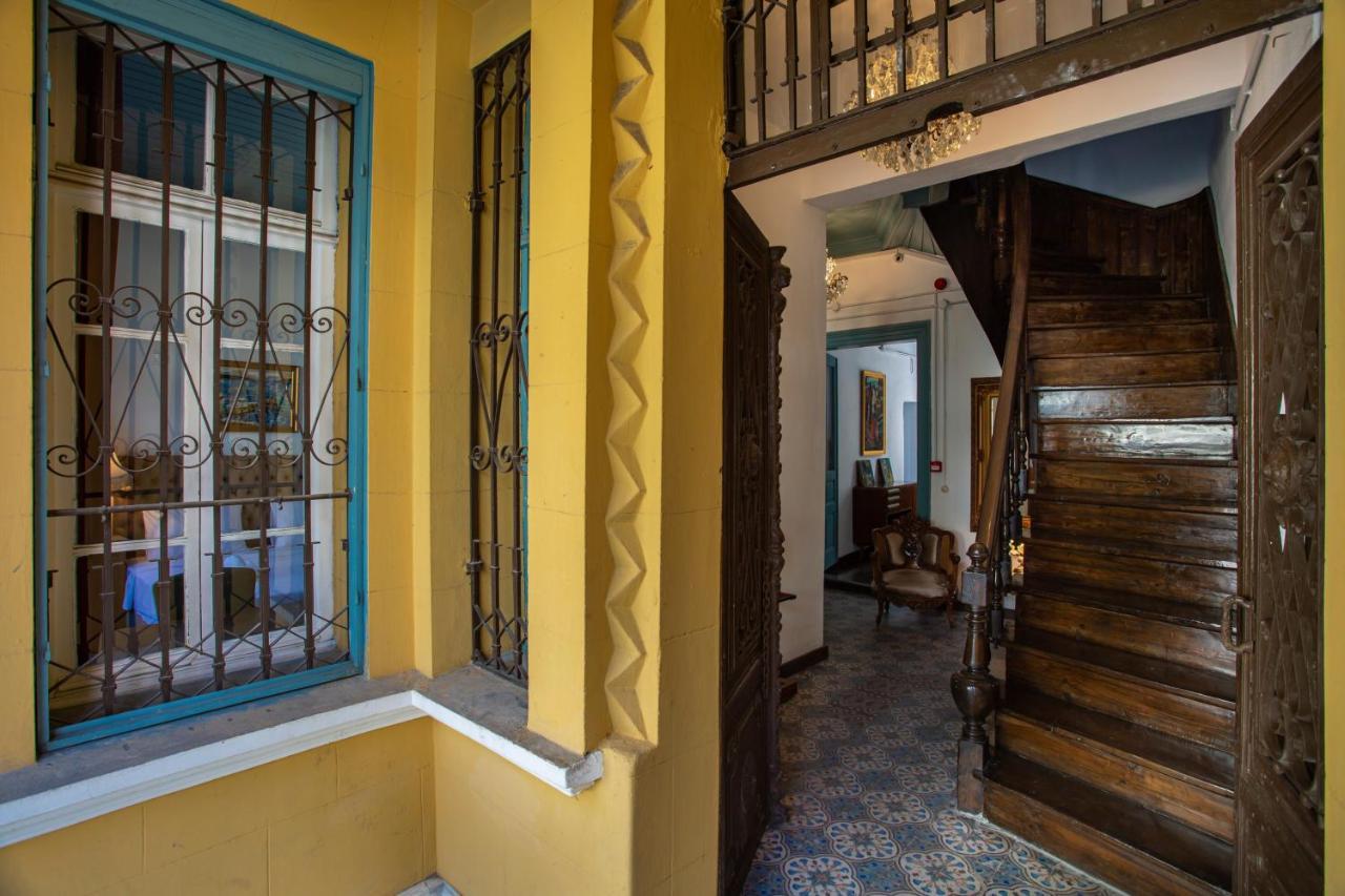 Mansion With Lemon Tree Esmirna Exterior foto